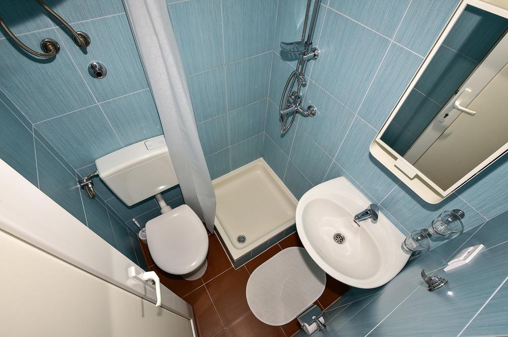 Apartment Borna Makarska Exterior photo